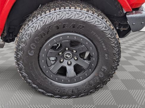 Used 2025 Ford Bronco Stroppe Edition AWD/4WD image 10