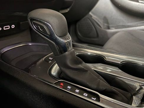 Used 2024 Chevrolet Malibu LT image 37