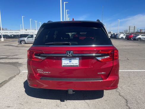 Used 2023 Honda Odyssey Touring image 4