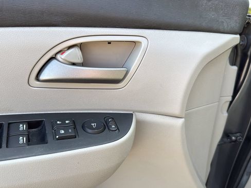 Used 2012 Honda Odyssey EX image 11