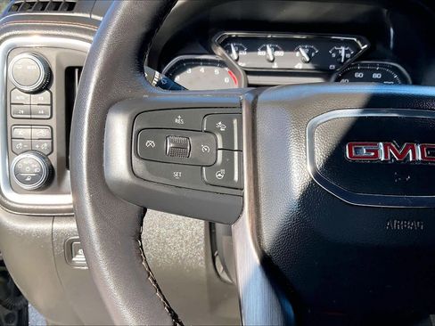Used 2022 GMC Sierra 1500 AT4 w/ AT4 Preferred Package image 23