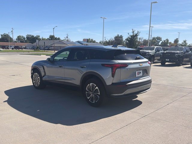 Used 2024 Chevrolet Blazer EV LT AWD/4WD image 3