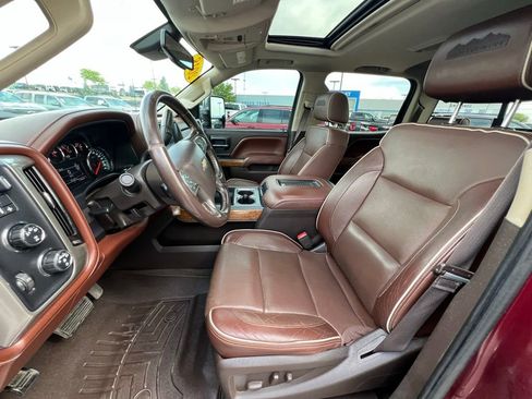 Used 2016 Chevrolet Silverado 2500 High Country w/ Duramax Plus Package AWD/4WD image 16