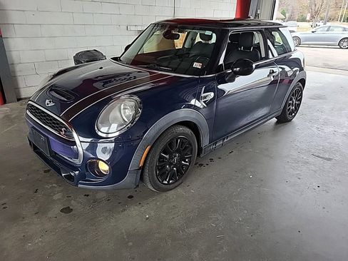 Used 2016 MINI Cooper S image 2