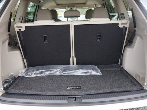 New 2026 Volkswagen Atlas SE image 17