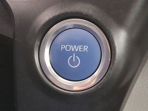 Used 2024 Toyota Sienna XLE image 26