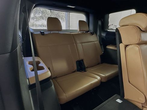 Used 2024 Hyundai Santa Fe Limited image 28