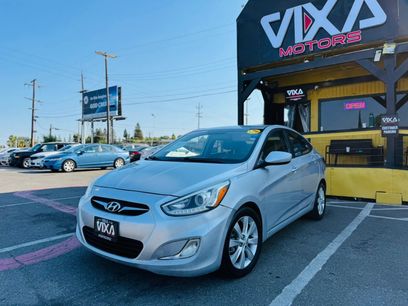 Used 2014 Hyundai Accent GLS w/ Option Group 2