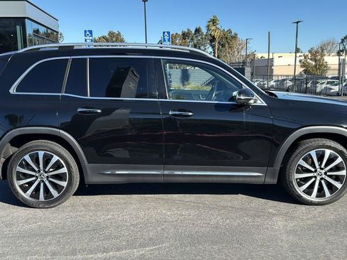 Used 2021 Mercedes-Benz GLB 250 image 2