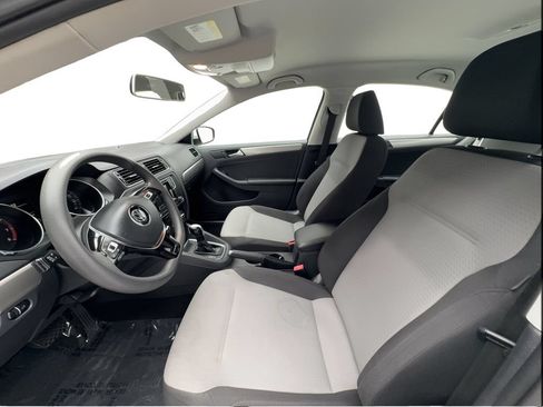Used 2018 Volkswagen Jetta S FWD image 19