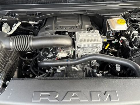 New 2026 RAM 1500 Big Horn w/ Night Edition AWD/4WD image 6