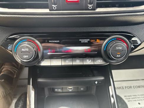 Used 2024 Kia Forte GT FWD image 17