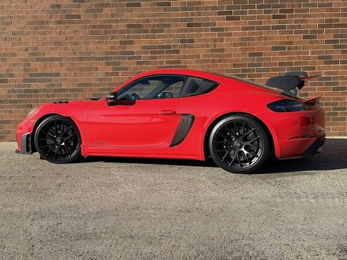 Certified 2025 Porsche 718 Cayman GT4 RS image 3