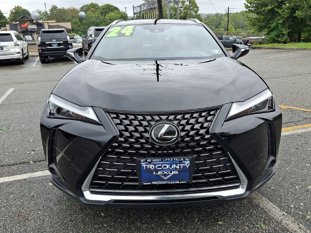 Used 2024 Lexus UX 250h AWD w/ Premium Package image 2