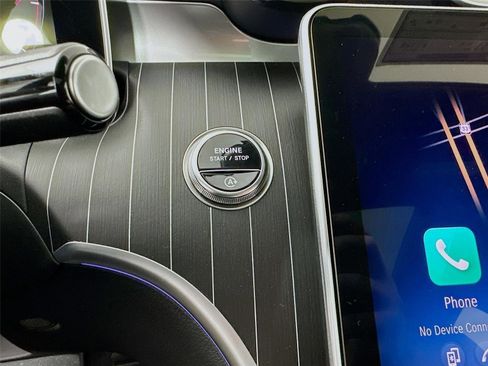 Certified 2025 Mercedes-Benz C 300 4MATIC Sedan image 16