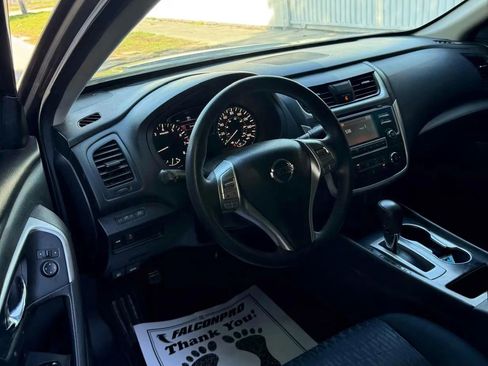 Used 2018 Nissan Altima 2.5 S w/ S Convenience Package image 11