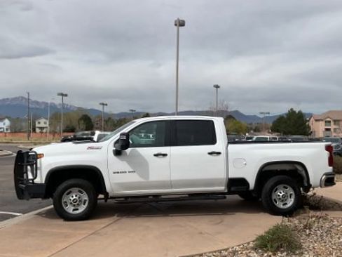 Used 2022 Chevrolet Silverado 2500 W/T w/ WT Safety Package AWD/4WD image 4