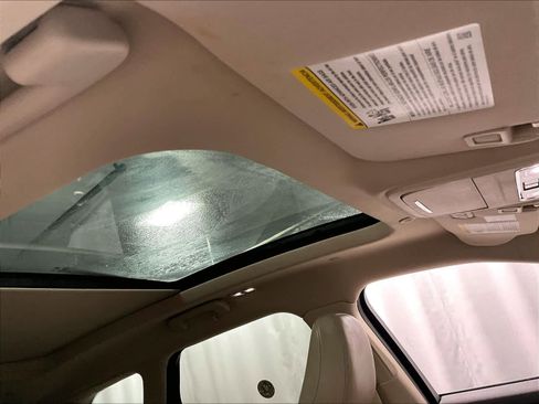 Used 2022 Lincoln Corsair Reserve w/ Equipment Group 201A image 22