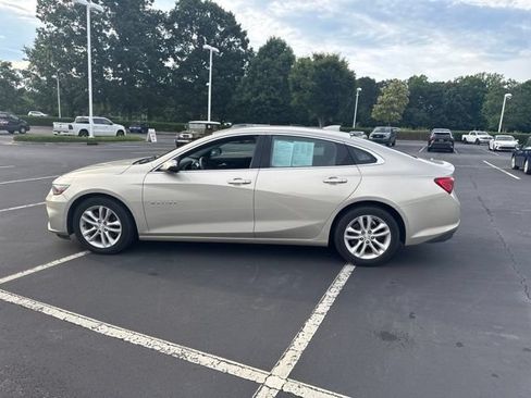 Used 2016 Chevrolet Malibu LT FWD image 8
