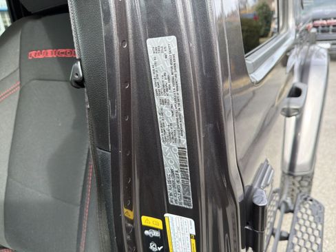 Used 2022 Jeep Gladiator Rubicon w/ LED Lighting Group image 29