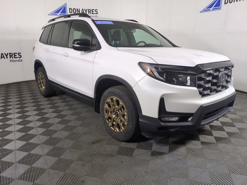 Certified 2023 Honda Passport TrailSport image 7