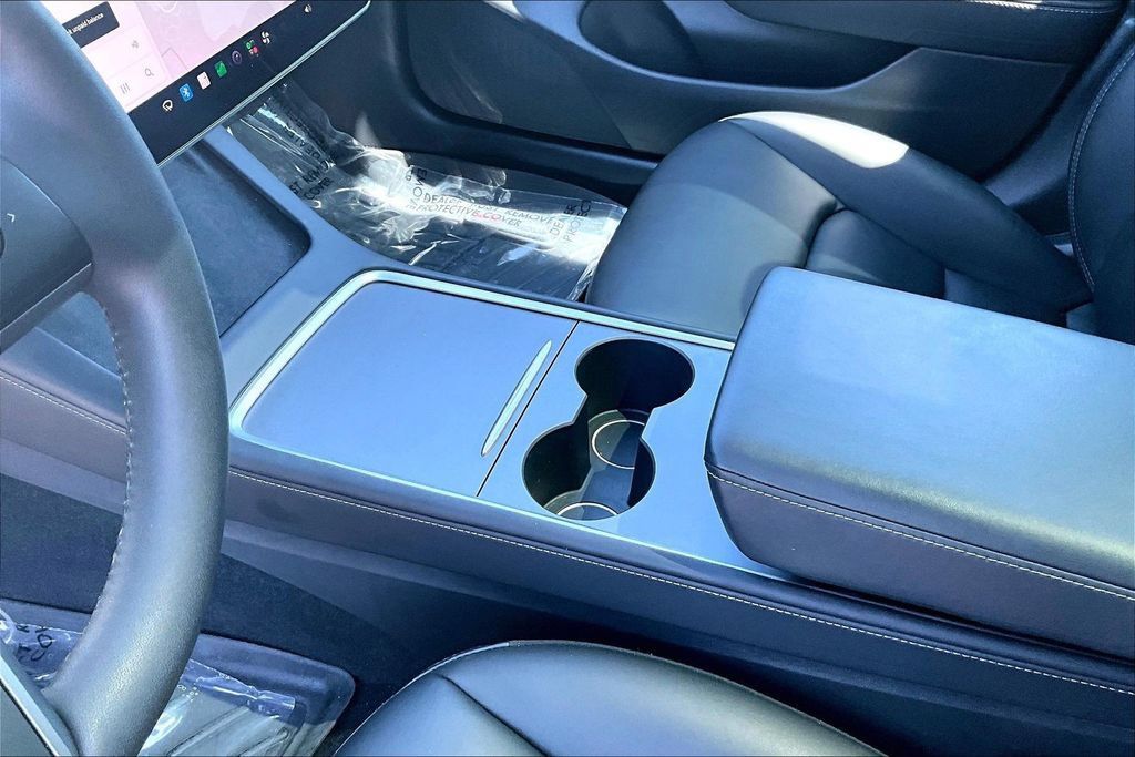 Used 2021 Tesla Model 3 Standard Range Plus RWD image 17