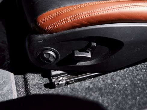 Used 2023 Maserati MC20 Coupe image 38