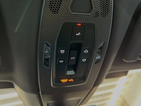 Used 2024 Porsche Panamera 4 image 21