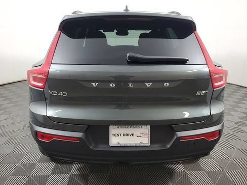 Used 2026 Volvo XC40 B5 Core AWD/4WD image 7