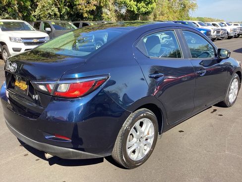 Used 2018 Toyota Yaris iA image 7