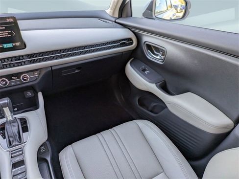 Certified 2023 Honda HR-V EX-L image 18