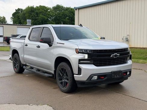 Used 2021 Chevrolet Silverado 1500 RST w/ Redline Edition AWD/4WD image 1