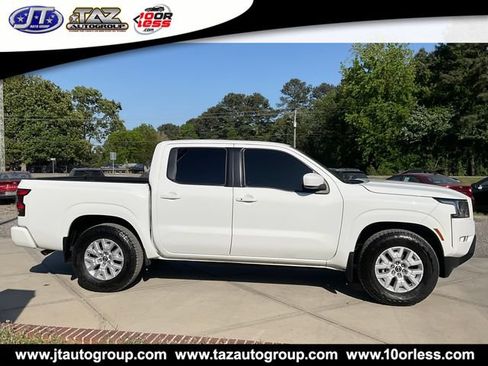 Used 2022 Nissan Frontier SV RWD image 8