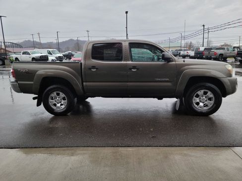 Used 2010 Toyota Tacoma 4x4 Double Cab image 19