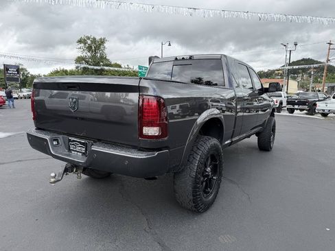 Used 2018 RAM 2500 Laramie w/ Sport Appearance Group AWD/4WD image 21