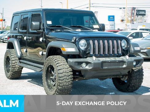 Used 2018 Jeep Wrangler Unlimited Sport S image 3