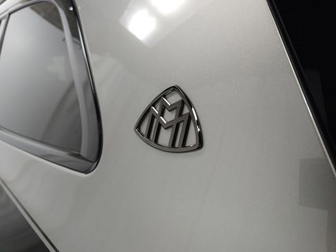 Used 2025 Mercedes-Benz Maybach GLS 600 4MATIC image 38
