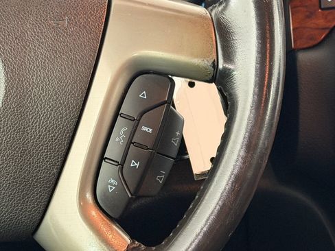 Used 2013 Chevrolet Tahoe LT RWD image 26
