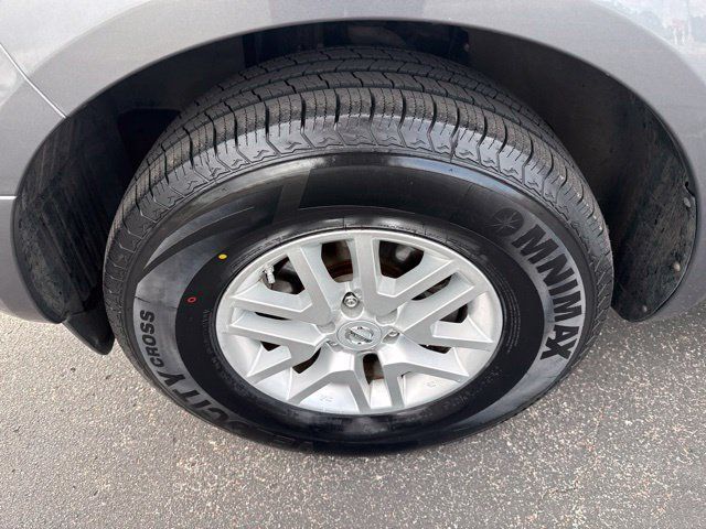 Used 2019 Nissan Frontier SV RWD image 9