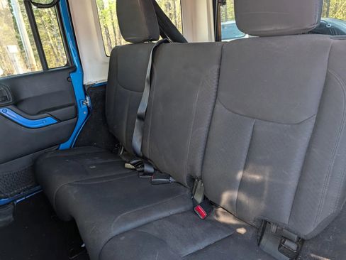 Used 2015 Jeep Wrangler Unlimited Sport w/ Quick Order Package 24S image 9