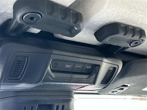 Used 2024 Jeep Gladiator Sport image 37