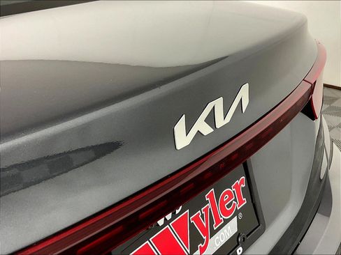 Certified 2024 Kia Forte LXS w/ LXS Technology Package FWD image 23