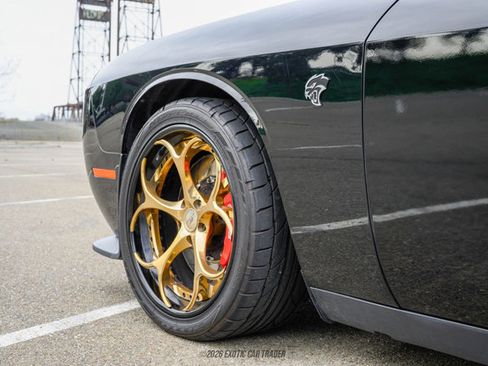 Used 2016 Dodge Challenger SRT Hellcat image 76