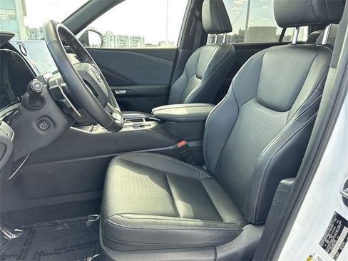 Used 2024 Lexus TX 350 FWD image 11