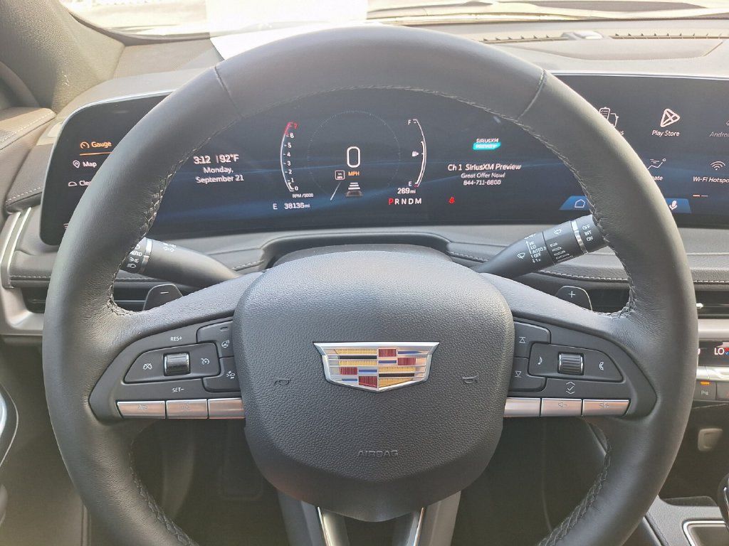 Certified 2025 Cadillac XT4 Premium Luxury w/ Technology Package FWD image 21