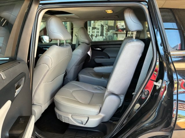Used 2026 Toyota Highlander XLE AWD/4WD image 20