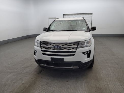 Used 2018 Ford Explorer XLT AWD/4WD image 15