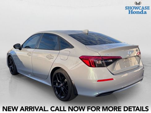 Used 2024 Honda Civic Sport image 4