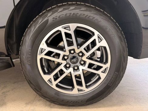 Used 2025 Ford Expedition Max Active image 16