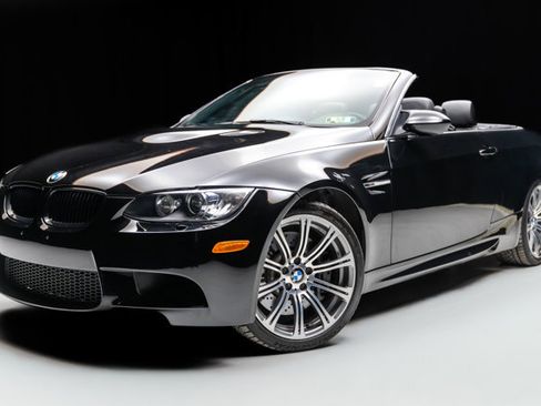 Used 2013 BMW M3 Convertible image 16